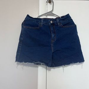 Levi’s cutoffs
